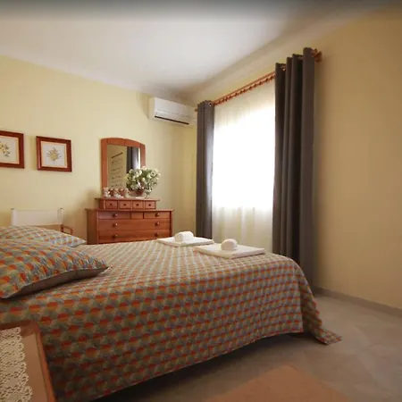 Meia-praia Tatil Evi